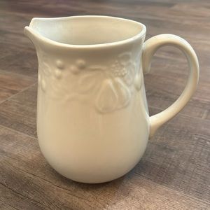 Gibson Ceramic 8” Pitcher with Fruit Design‎ microwave and dishwasher safe